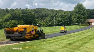 Best Driveway Snow Removal Preparation  in Grundy Center, IA